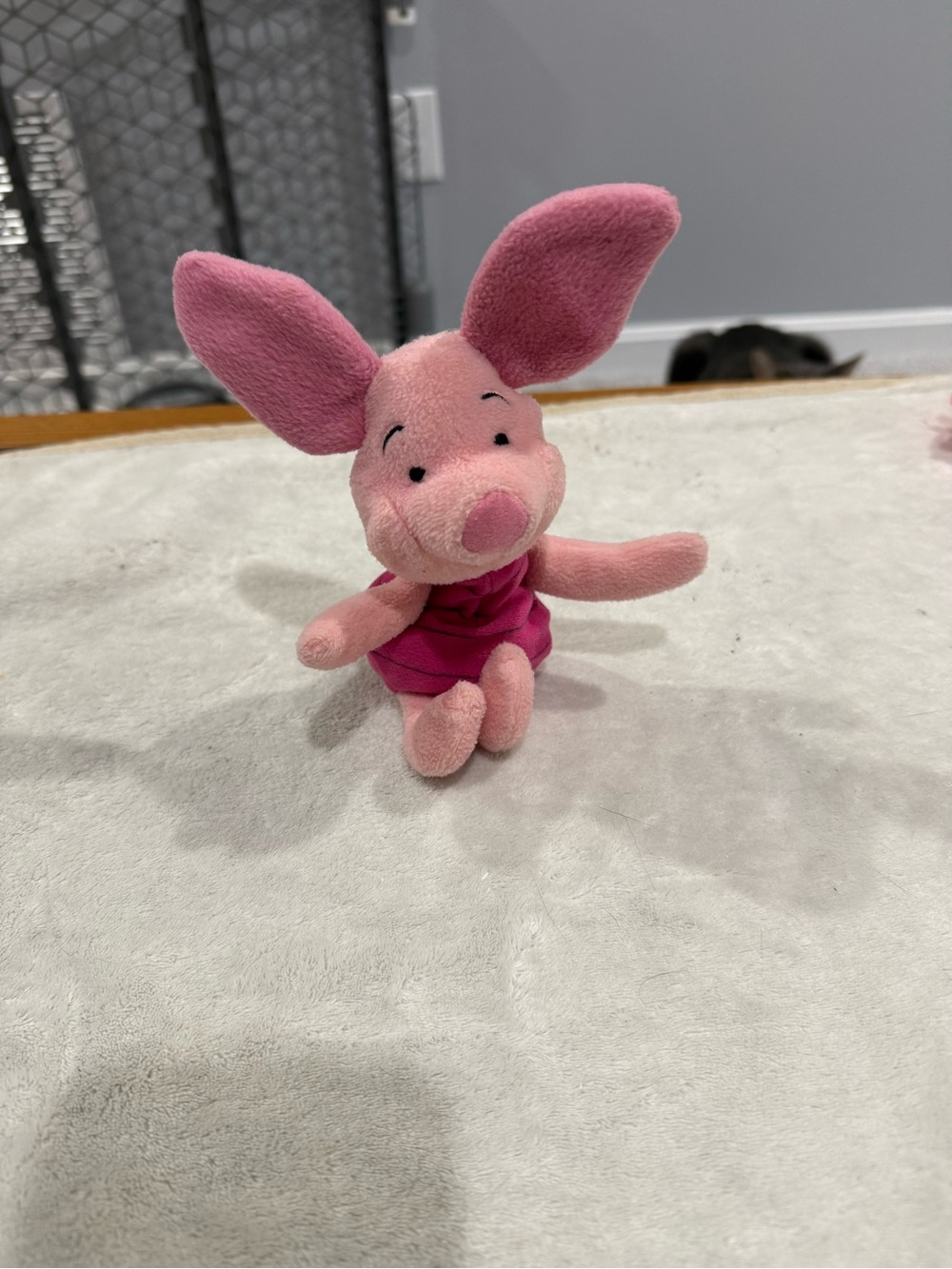 Disneys Mattel Piglet Beanbag Friend 8.5”-9" Plush Toy Pink Pig WINNIE THE POOH